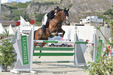 Charline Haeberli et CANTUS DU SOUFFLET CH lors du Championnat romand Junior R 2020.